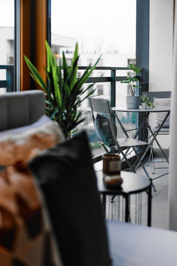 Przytulny Apartament Greenwall Краков Экстерьер фото